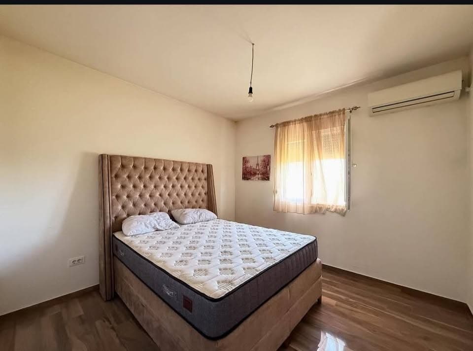 Izdaje se kuca