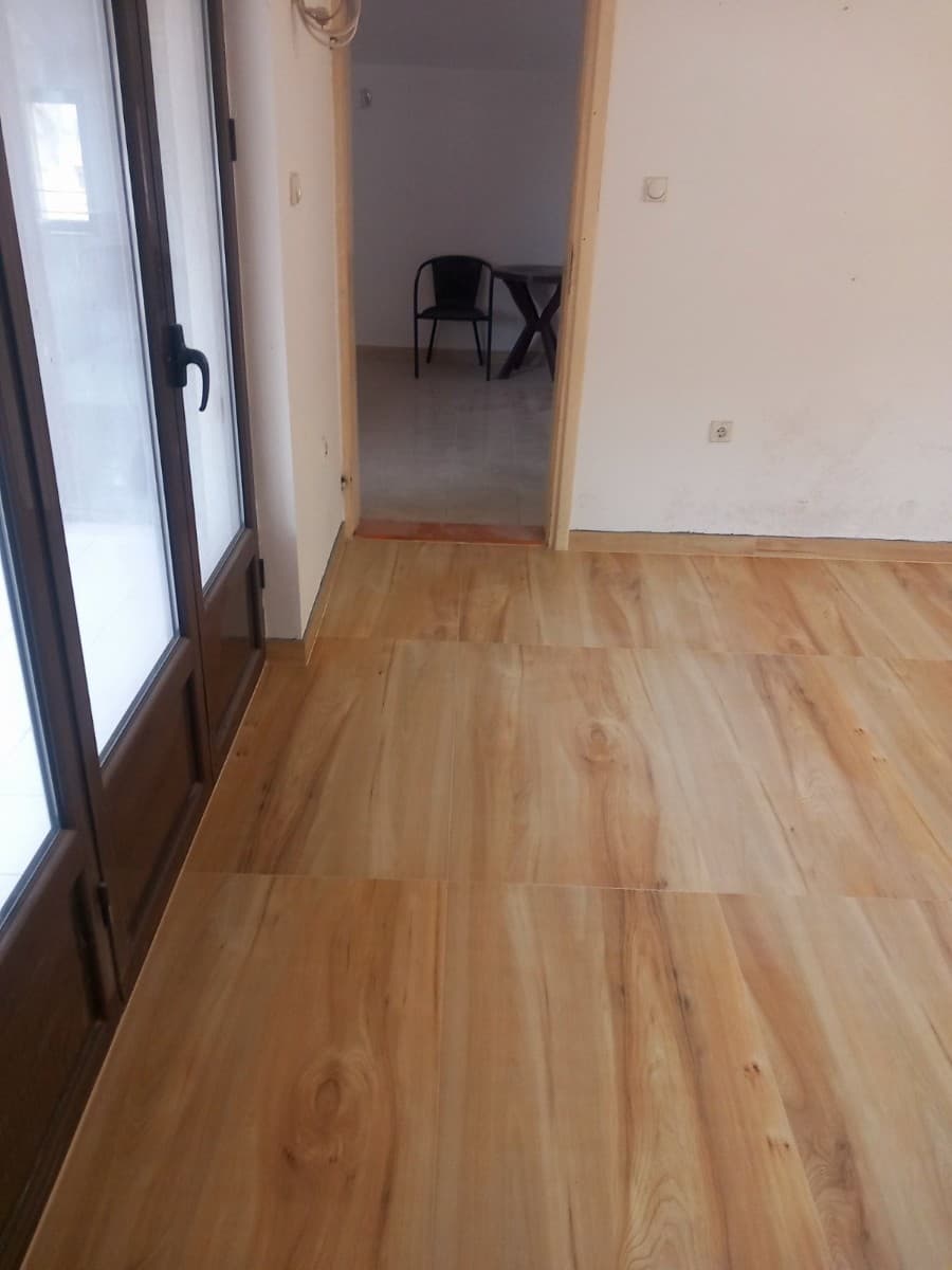 Izdaje se stan u poslovne svrhe