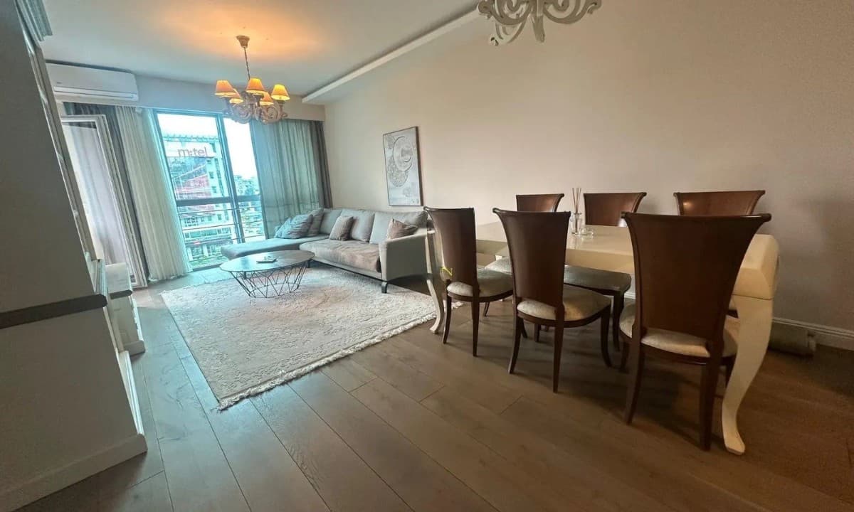 Izdaje se dvosoban stan