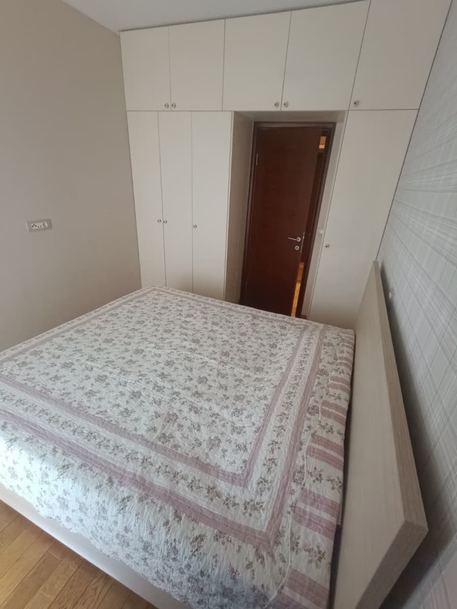 Izdaje se stan