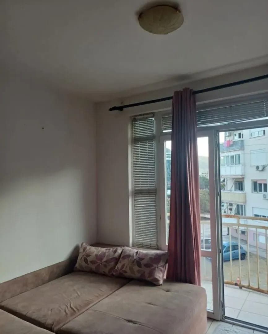 Prodaje se dvosoban stan