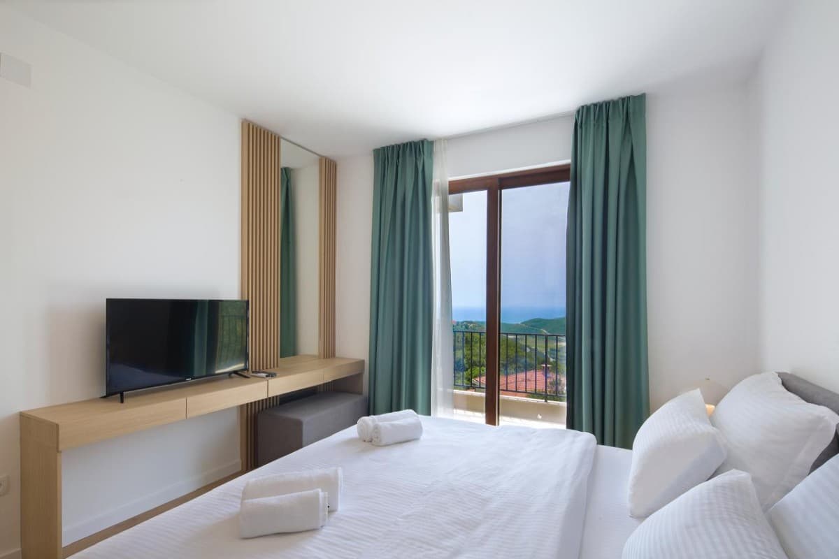 Izdaje se Villa