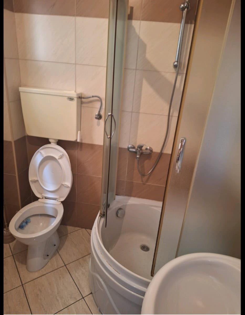 Izdaje se garsonjera