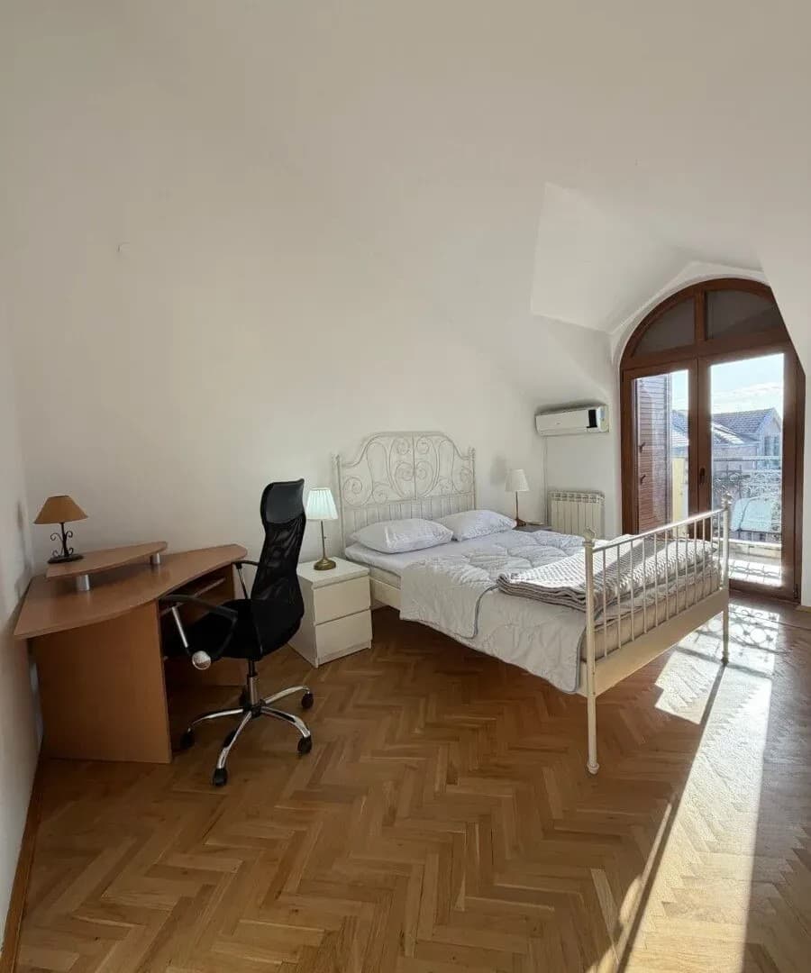 Izdaje se kuca
