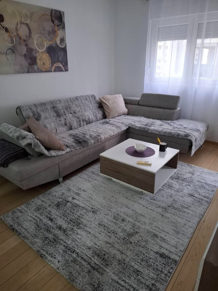 Izdaje se jednosoban stan