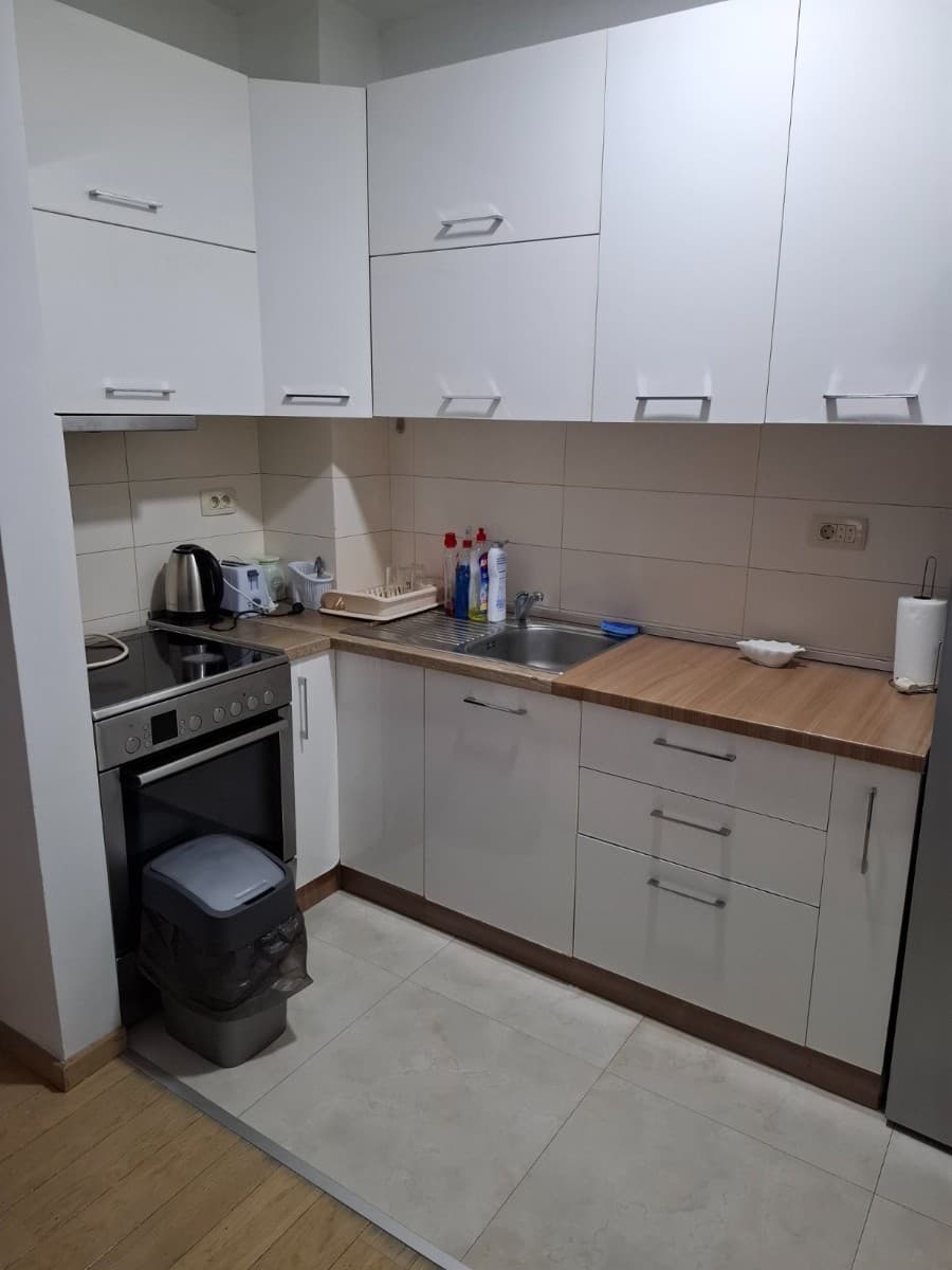 Izdaje se jednosoban stan