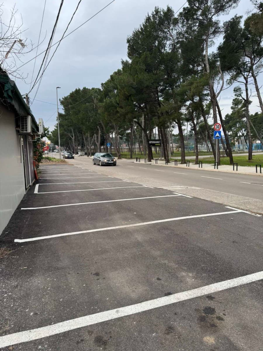 Izdaje se poslovni prostor