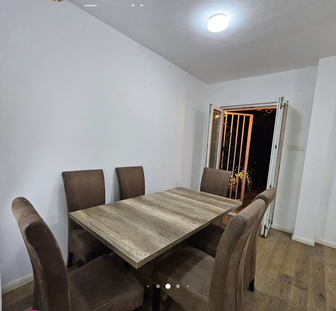 Izdaje se stan