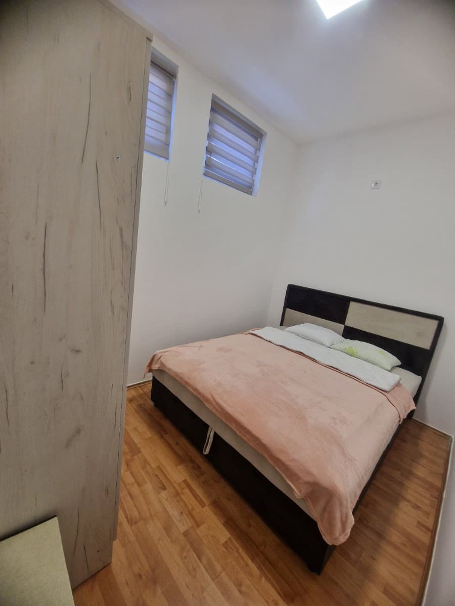 Izdaje se garsonjera