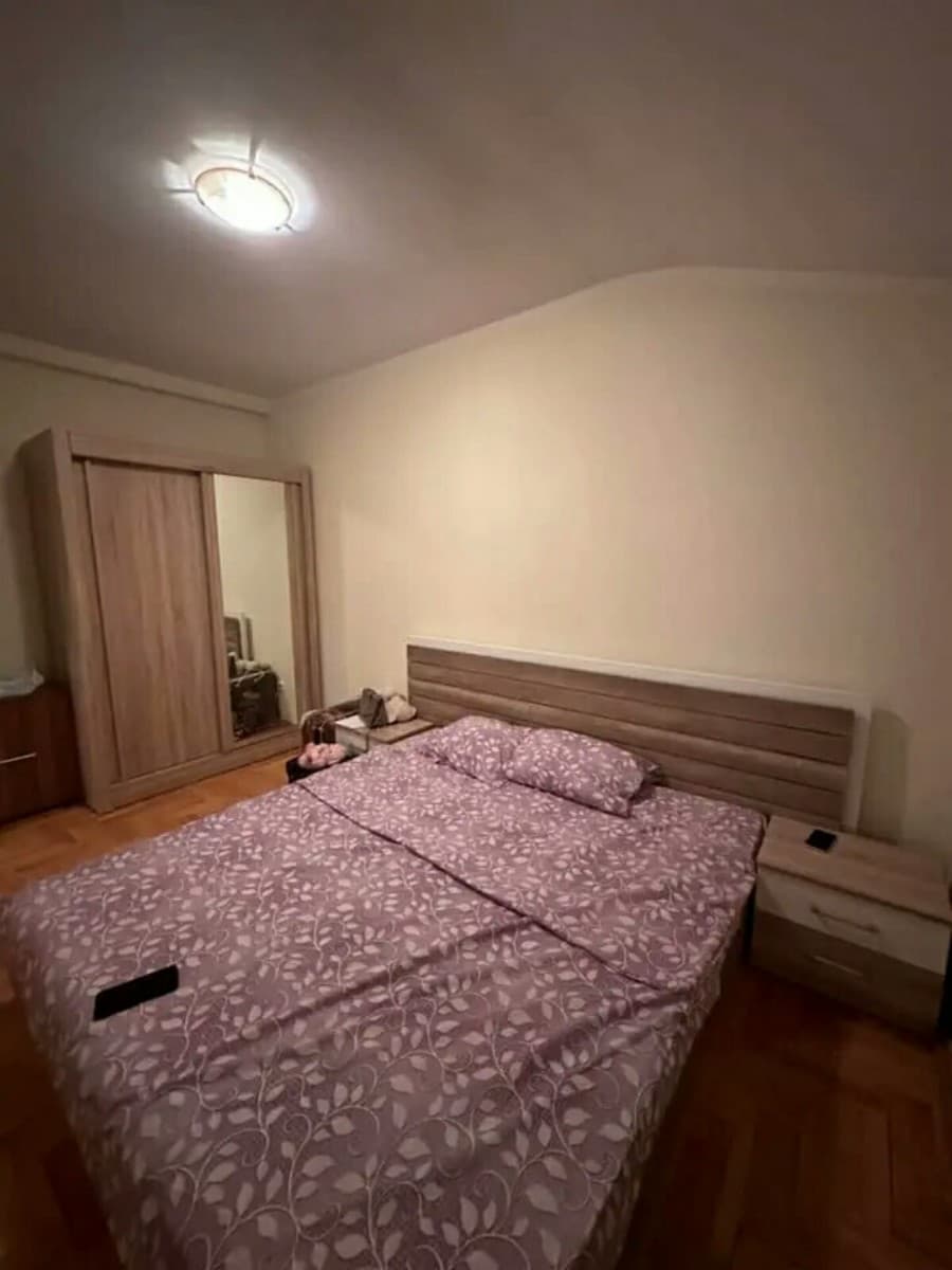 Izdaje se jednosoban stan