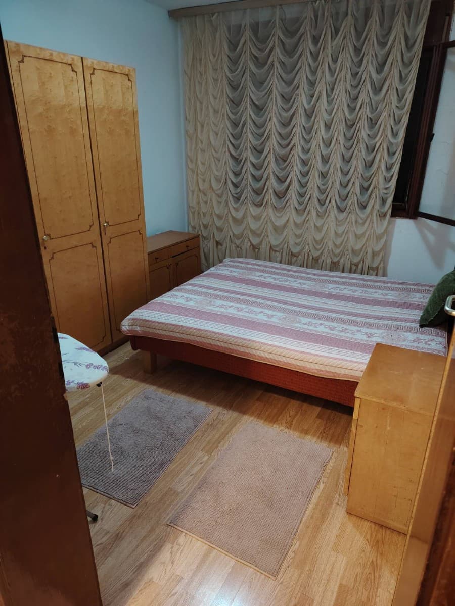 Izdaje se donji sprat kuce