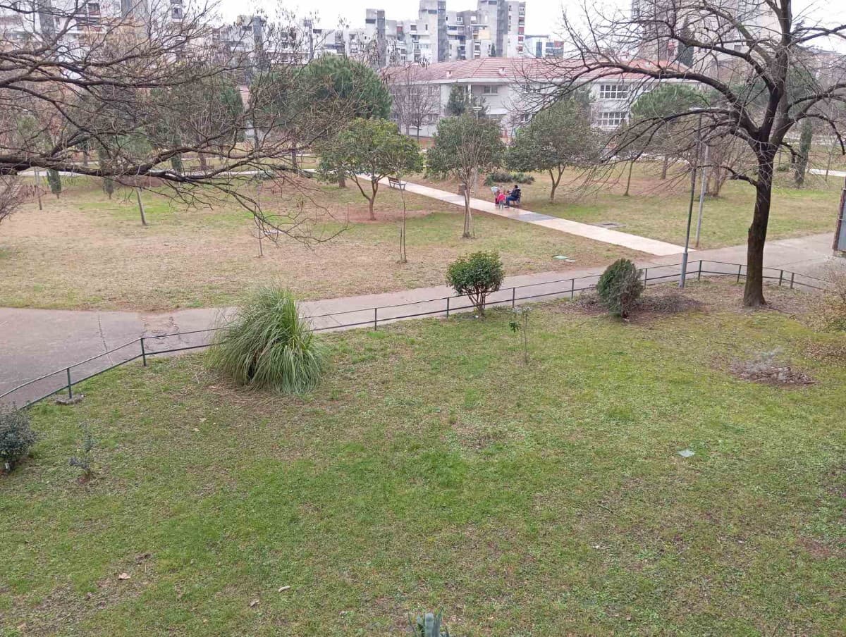 Izdaje se dvosoban stan