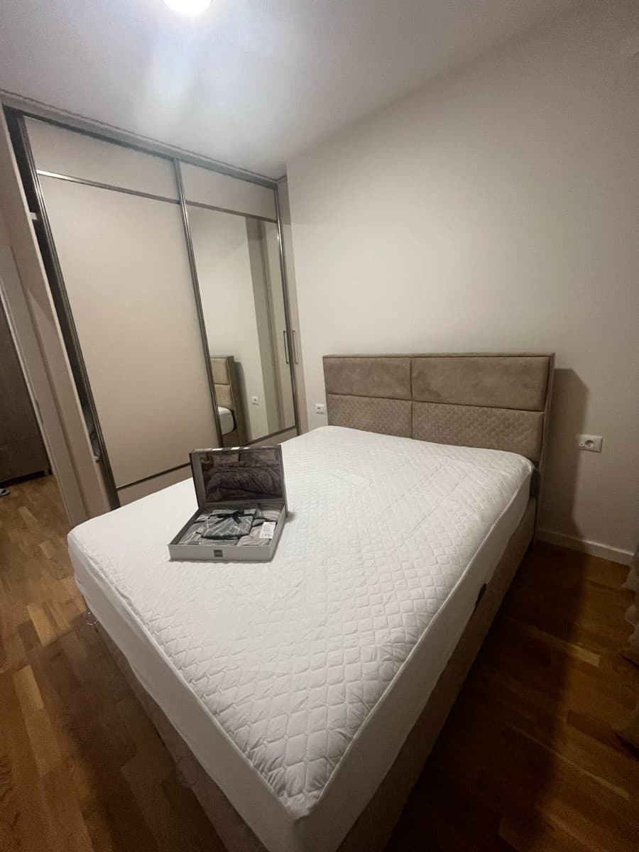 Izdaje se jednosoban stan