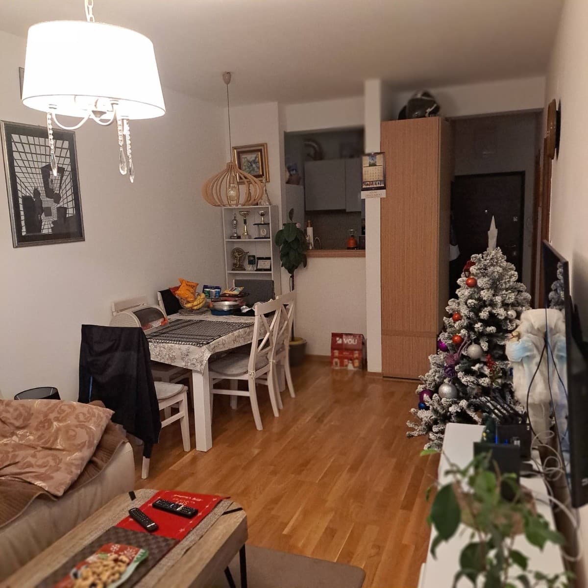 Prodaje se jednosoban stan