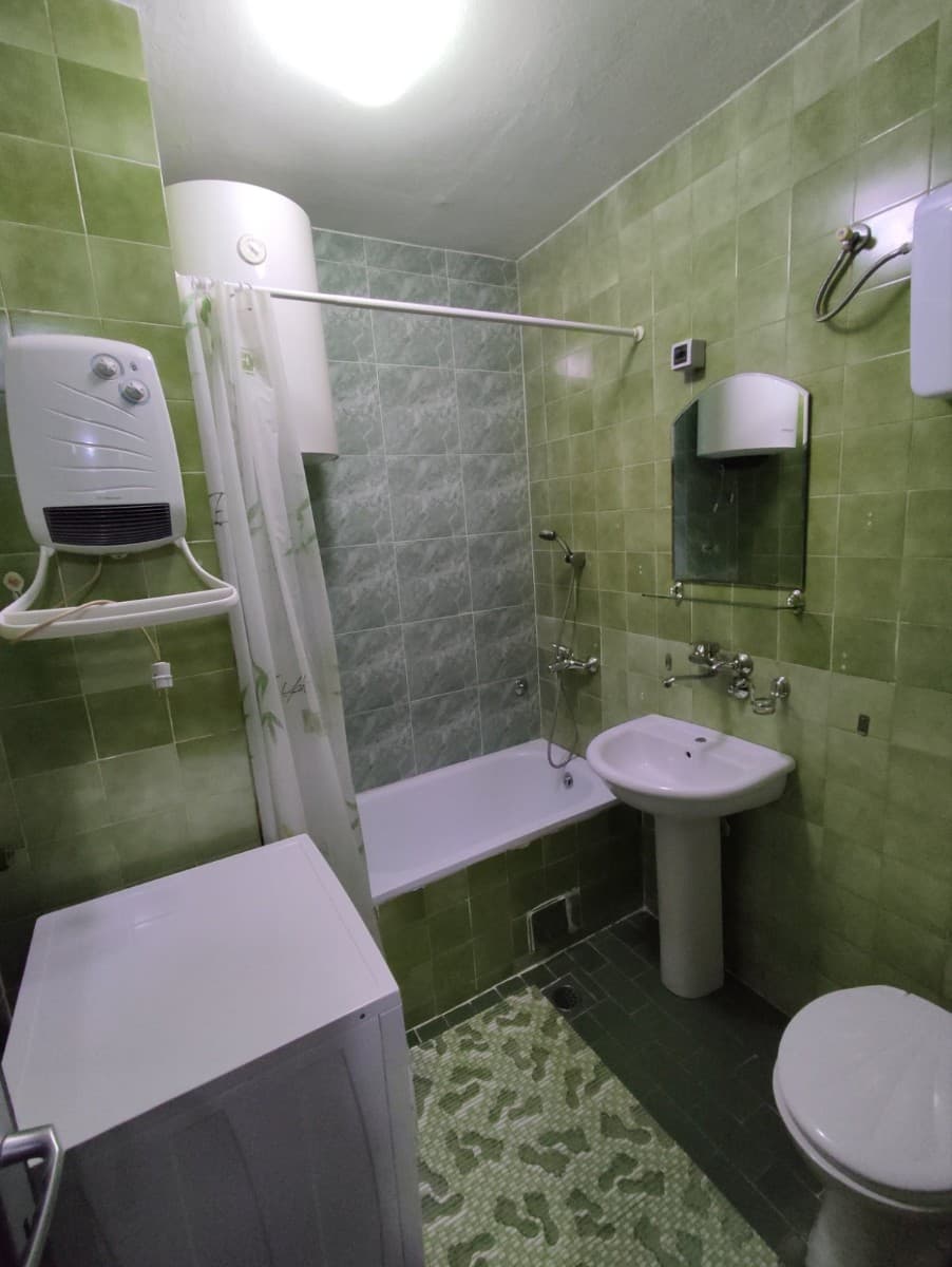Izdaje se jednosoban stan