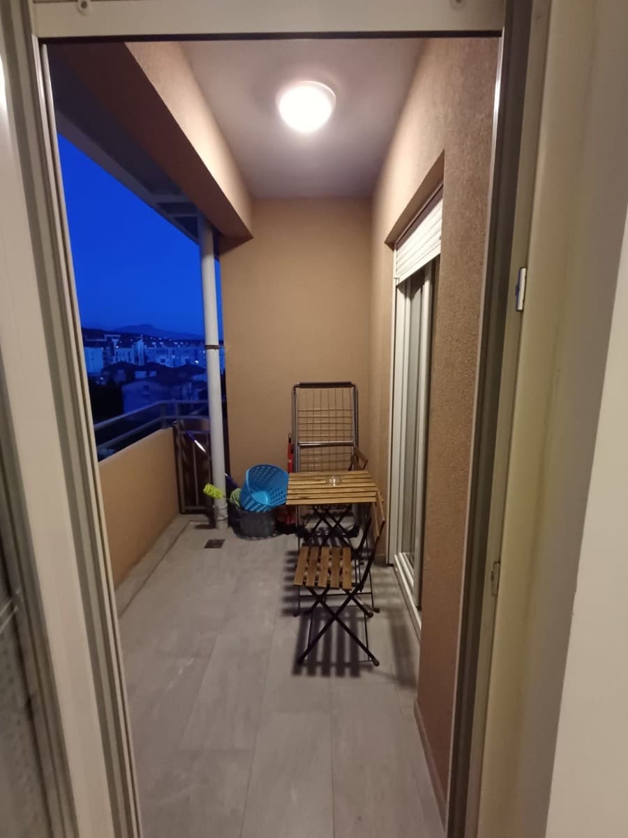 Izdaje se jednosoban stan