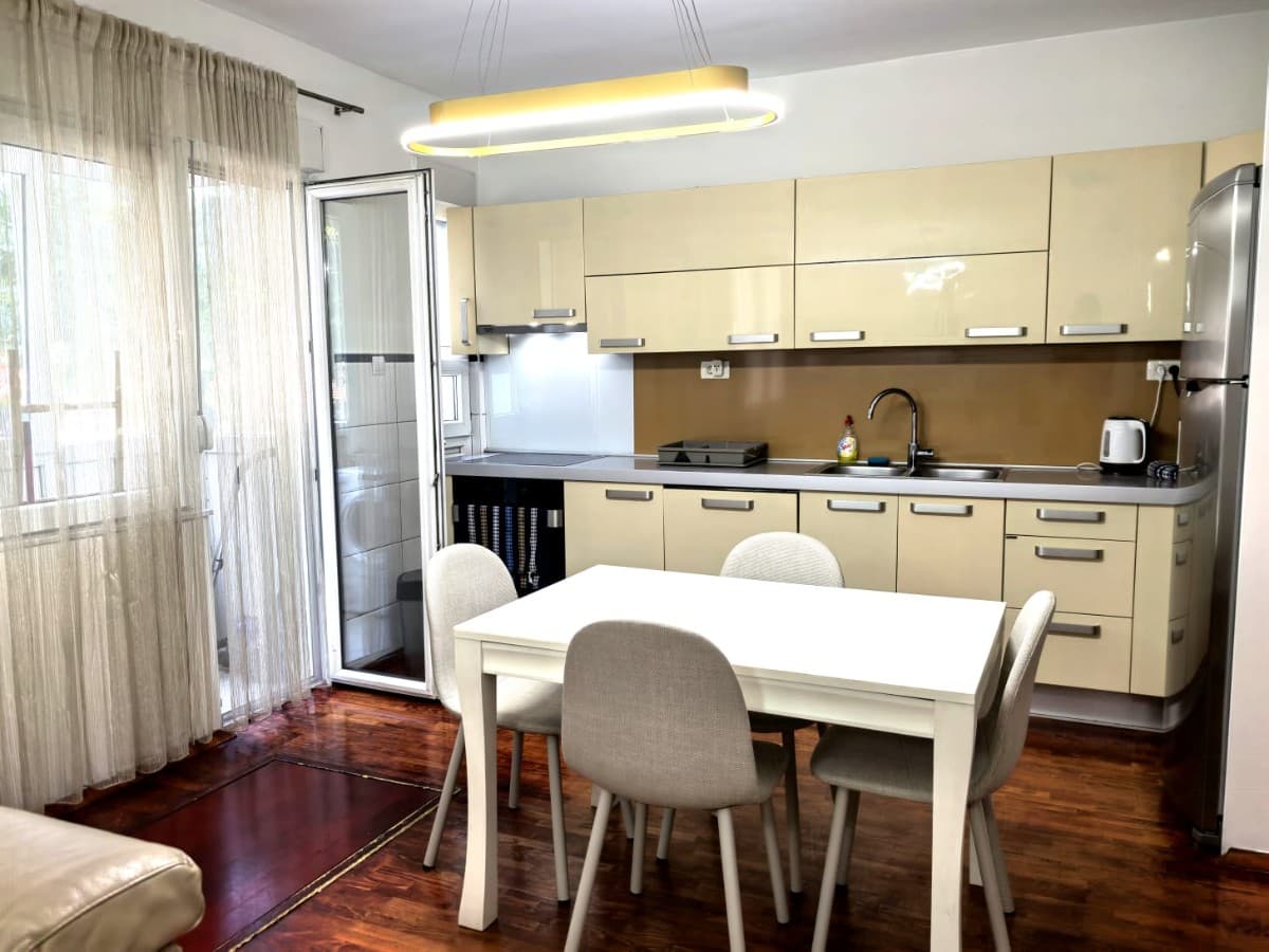 Izdaje se 3+ stan