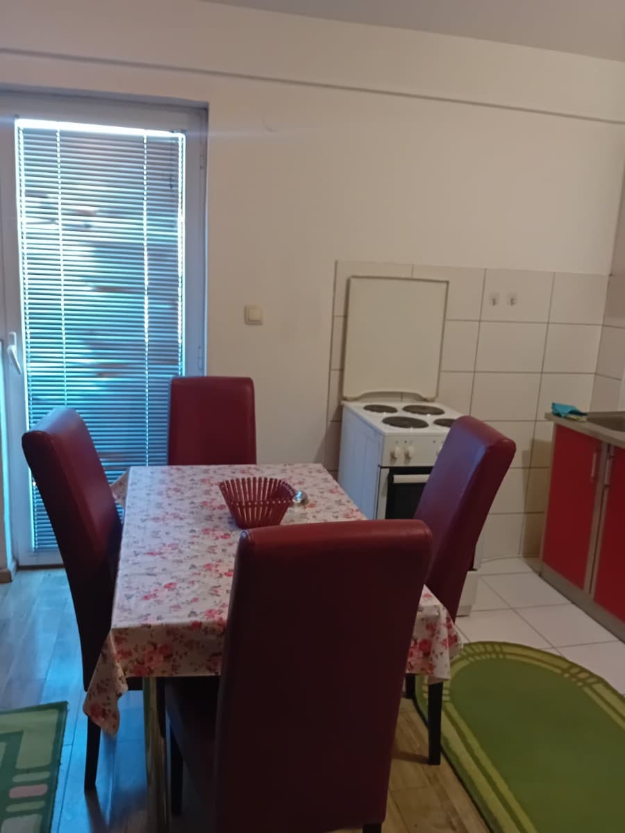Izdaje se jednosoban stan