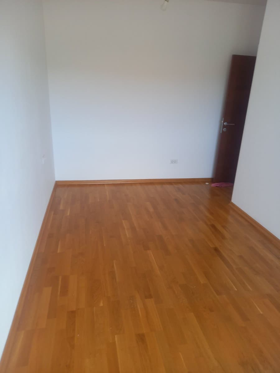 Izdaje se poslovni prostor