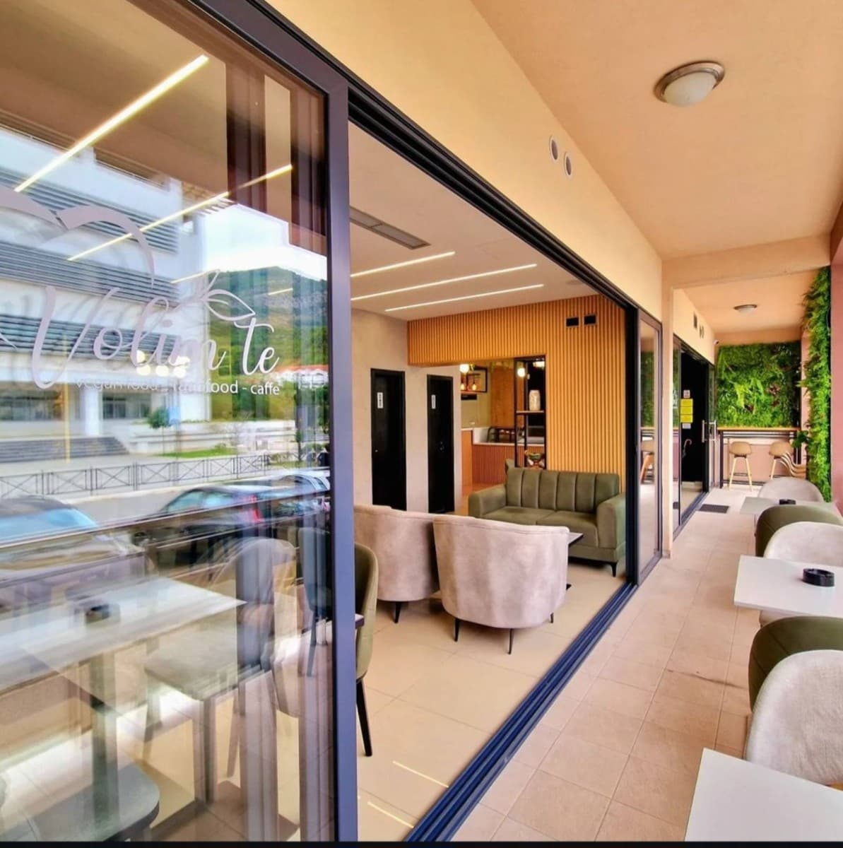 Izdaje se restoran
