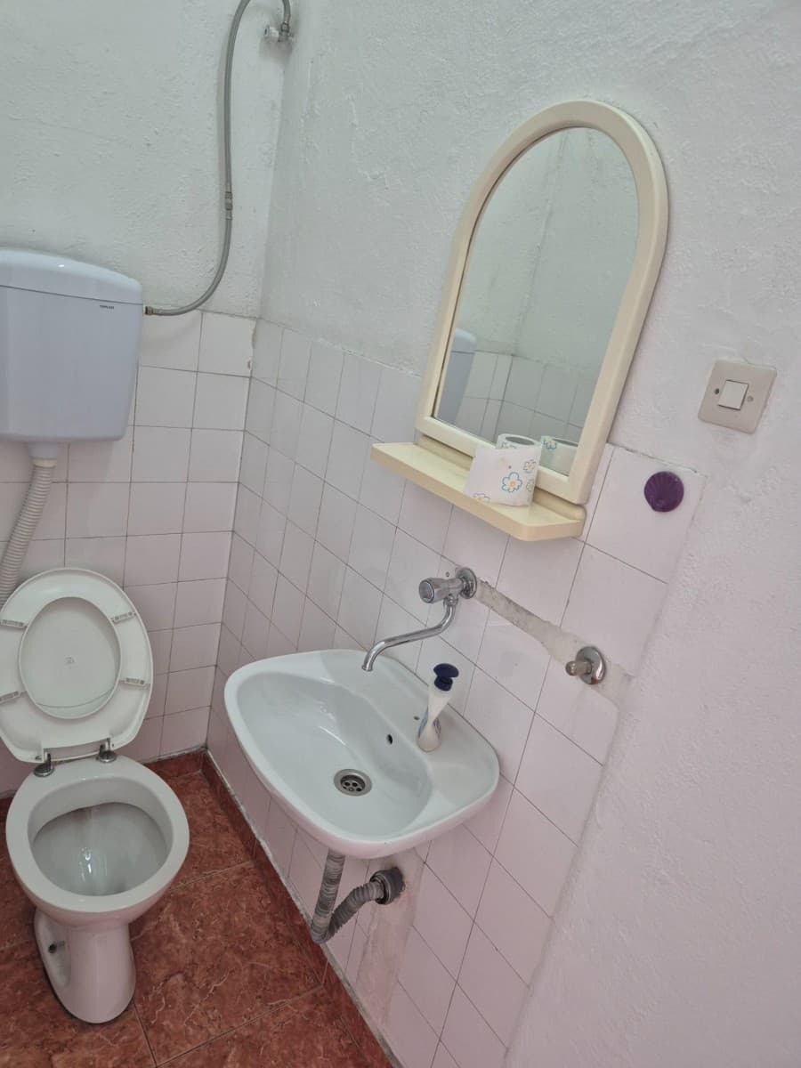 Izdaje se poslovni prostor