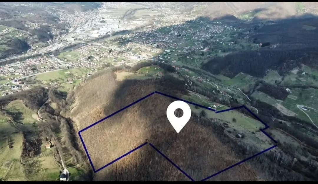 Prodaje se urbanizovano zemljiste