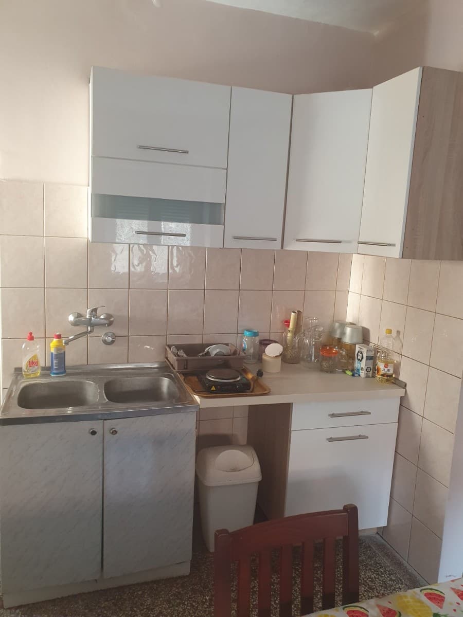 Izdaje se kuca